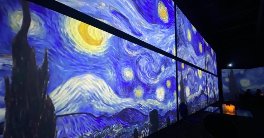 Featured Image - A panoramic view of Van Gogh painting projection